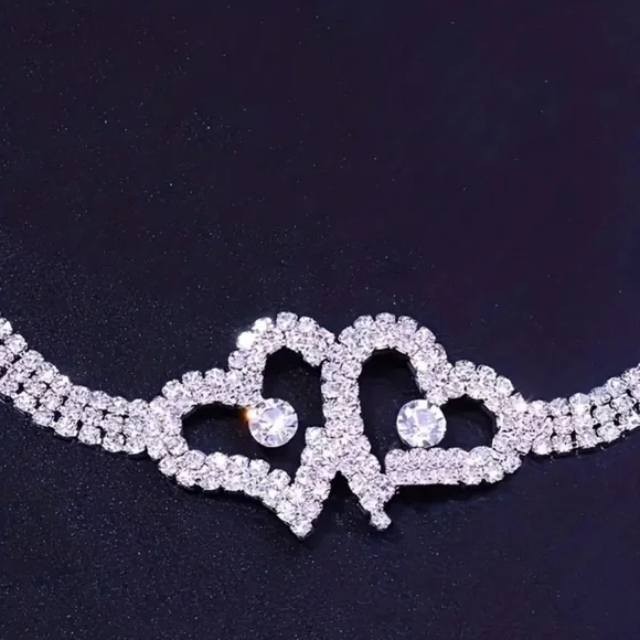 🔥Dazzling Heart~shaped Bling Anklet~New in package - Picture 5 of 6